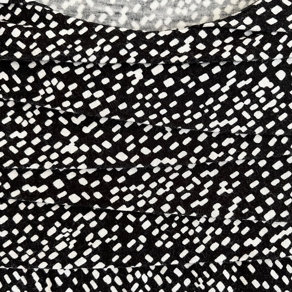 Banana Republic Patterned Short Sleeve Top - Picture 8 of 11